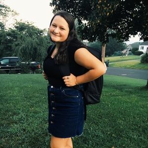 Meet your Posher, Haley